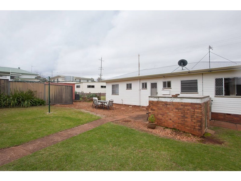 14 Jennings Street, South Toowoomba QLD 4350