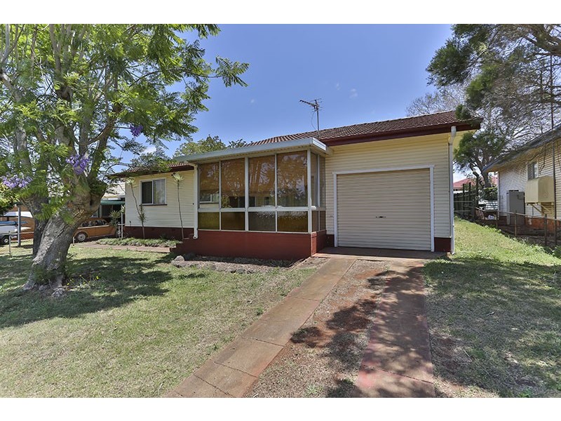 21 McCafferty Street, Wilsonton QLD 4350