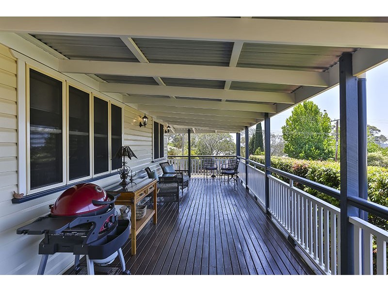 4 Garde Street, Centenary Heights QLD 4350