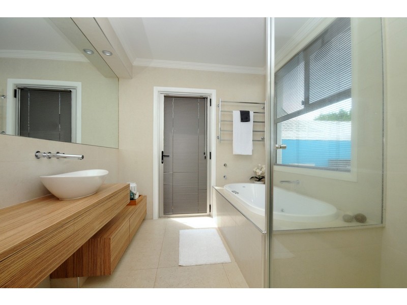 14 Bonville Court, Middle Ridge QLD 4350