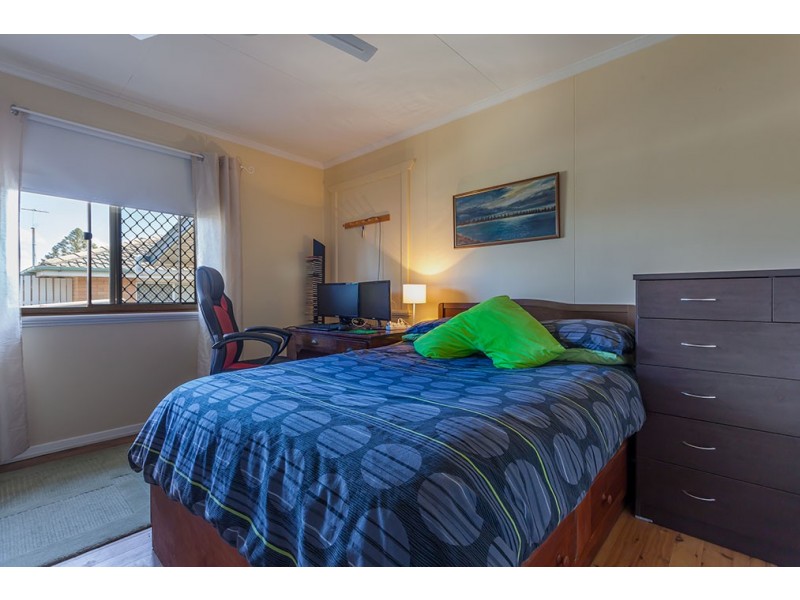 32 Smithfield Street, Harristown QLD 4350