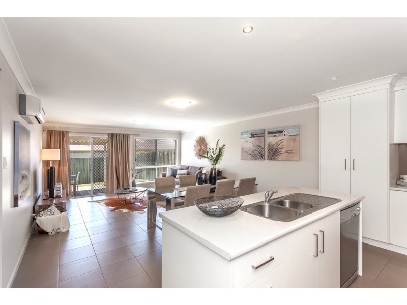 Unit 2/11 Gorman Street, Darling Heights QLD 4350