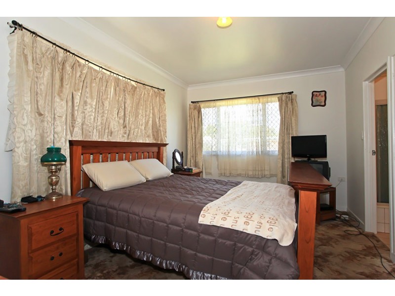 138 Hill Street, Newtown QLD 4350