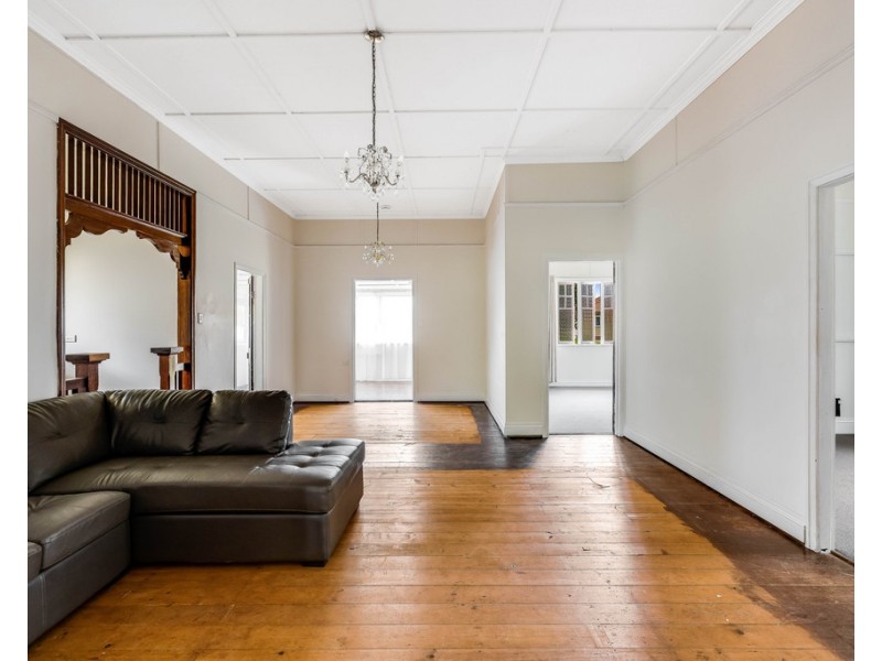 5 Buckland Street, Harristown QLD 4350