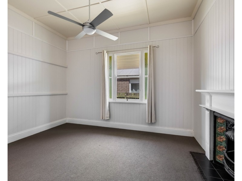 5 Buckland Street, Harristown QLD 4350