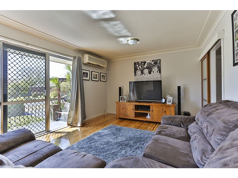 22 Quelch Street, Rockville QLD 4350