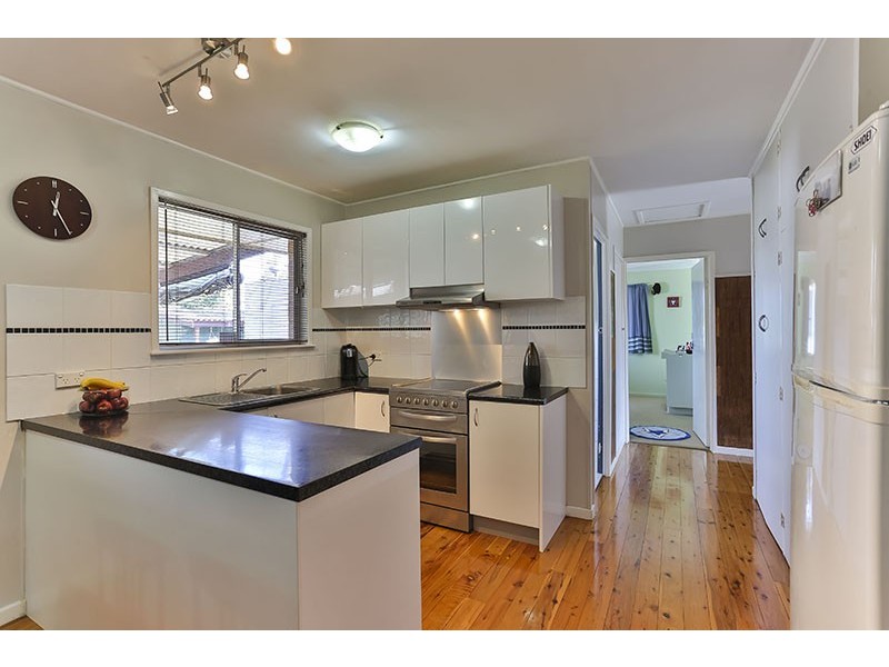 22 Quelch Street, Rockville QLD 4350