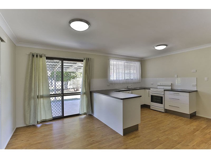 21 Sampson Street, Wilsonton QLD 4350