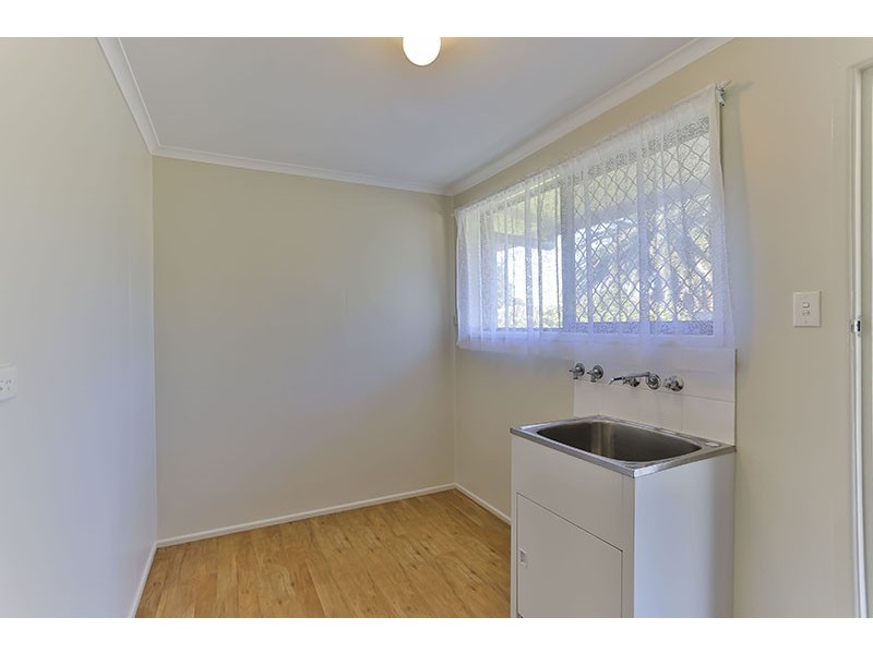 21 Sampson Street, Wilsonton QLD 4350