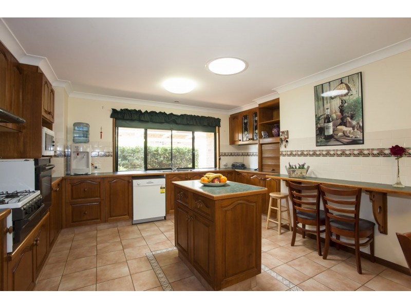 196 Stenner Street, Middle Ridge QLD 4350