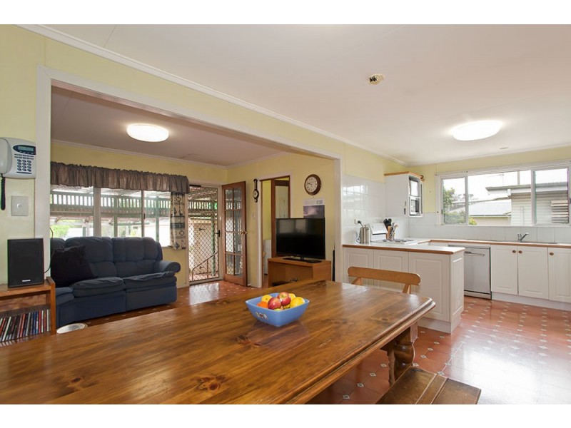 57 Buckland Street, Harristown QLD 4350