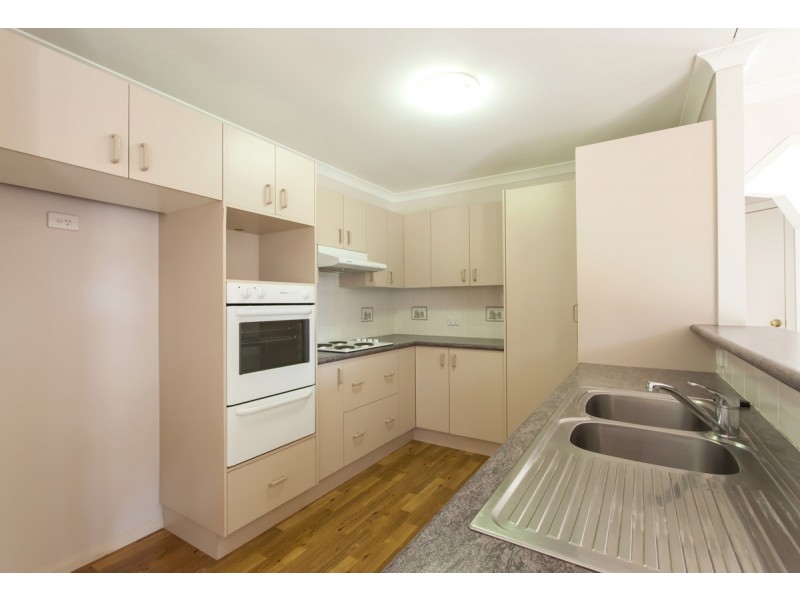 9 Maggie Court, Middle Ridge QLD 4350