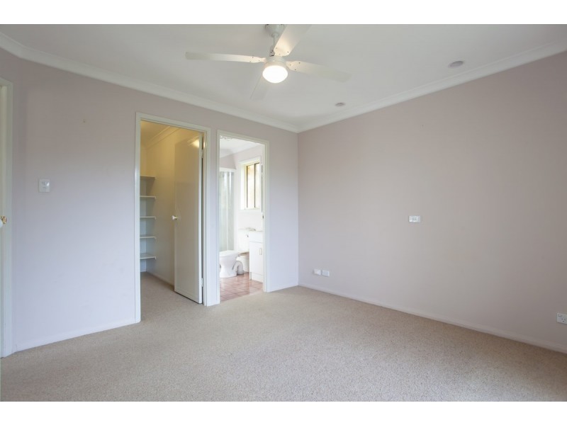 9 Maggie Court, Middle Ridge QLD 4350