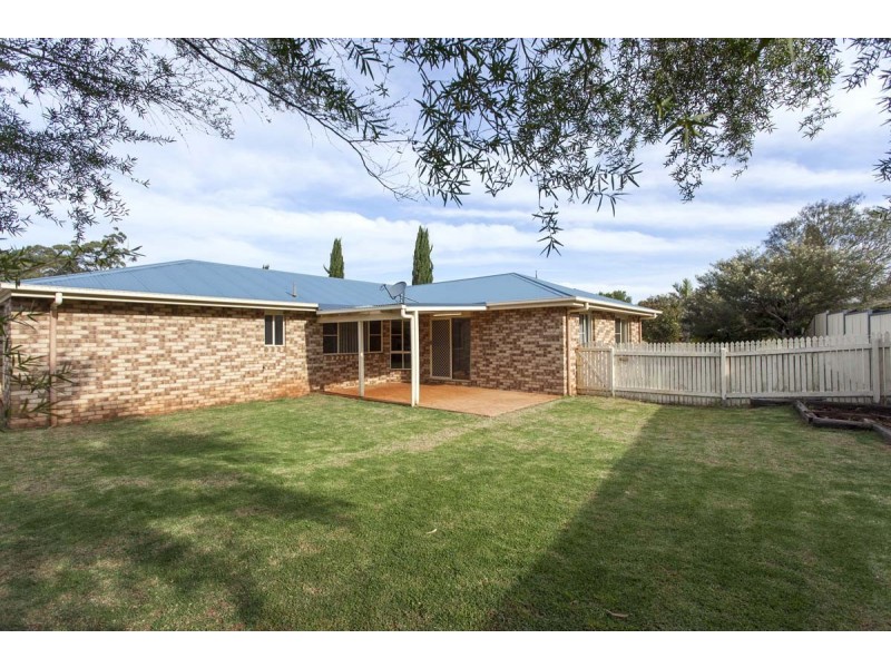 9 Maggie Court, Middle Ridge QLD 4350