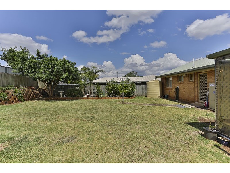 19 Armstrong Street, Wilsonton QLD 4350