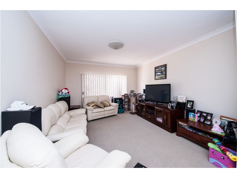 Unit 4/26 Pascoe Lane, Harlaxton QLD 4350