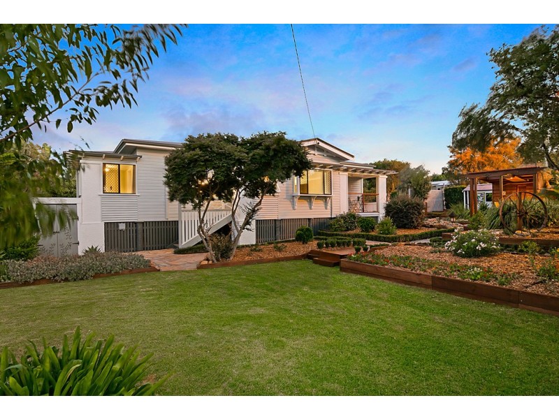194 Geddes Street, South Toowoomba QLD 4350