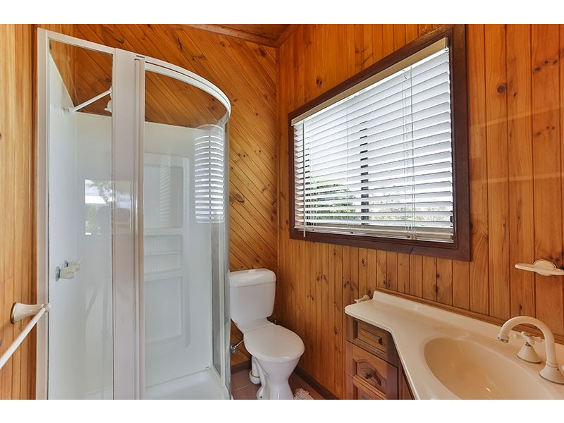 6 Scenic Crescent, Blue Mountain Heights QLD 4350