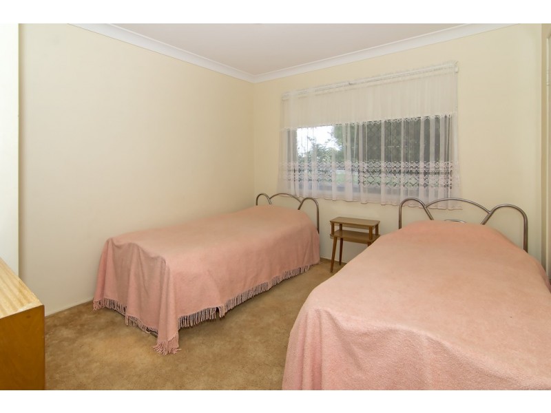 8 Rocklyn Street, Darling Heights QLD 4350