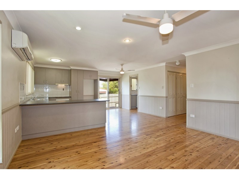 6 Vanity Street, Rockville QLD 4350