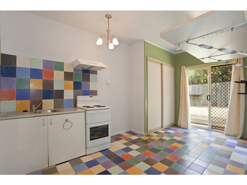 6 Vanity Street, Rockville QLD 4350