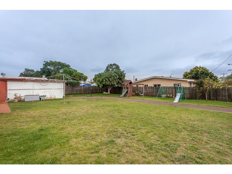 1 Farquharson Street, Harristown QLD 4350