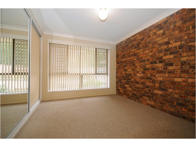 Unit 4/18 McIntyre Street, Centenary Heights QLD 4350