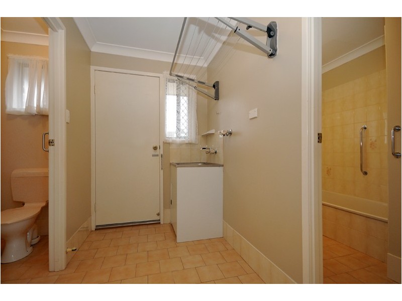 Unit 4/18 McIntyre Street, Centenary Heights QLD 4350