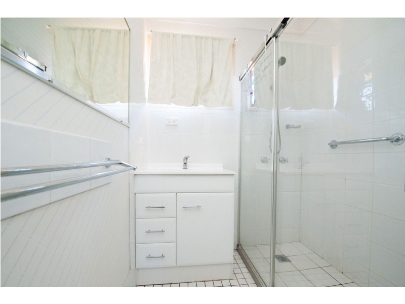 Unit 1/5 Doherty Street, Rockville QLD 4350