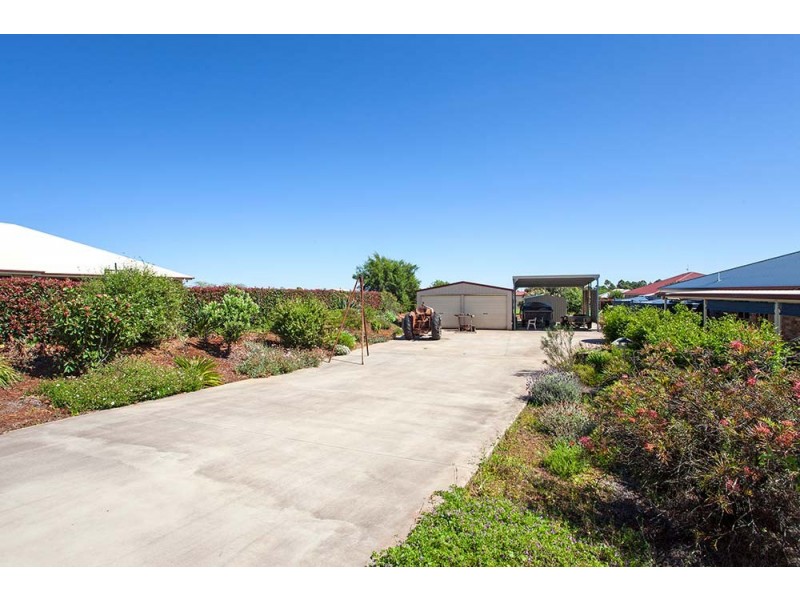 59 Palmer Drive, Highfields QLD 4352