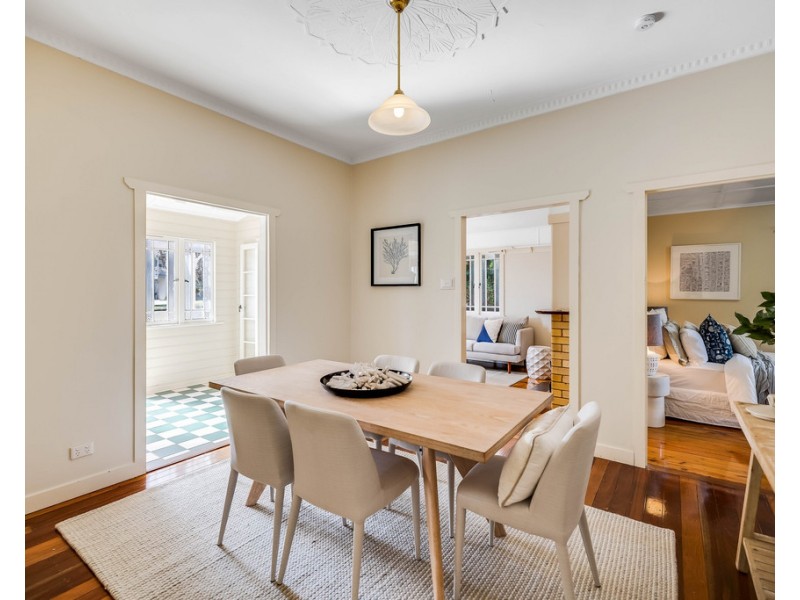 22 Crown Street, Rangeville QLD 4350