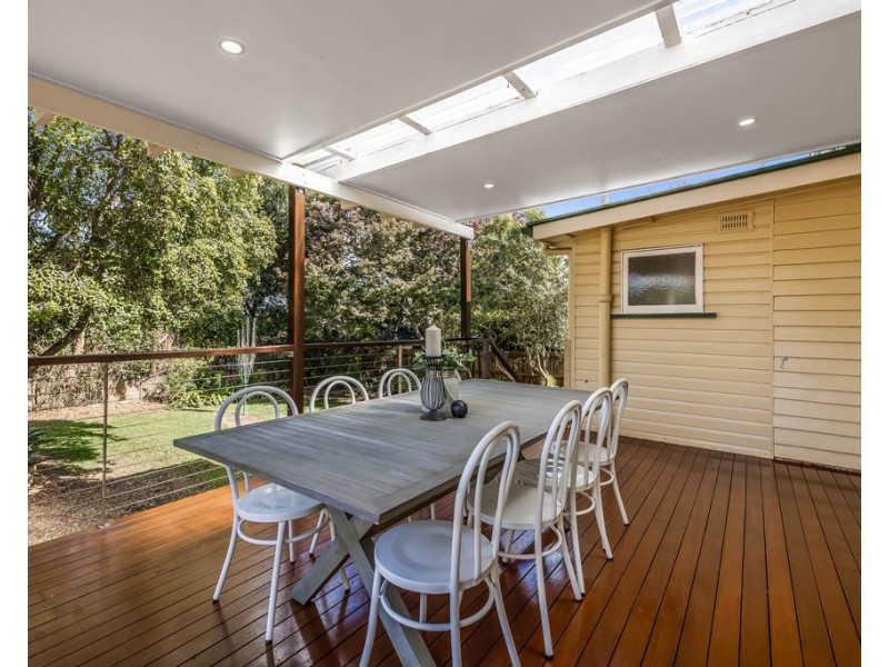 22 Crown Street, Rangeville QLD 4350