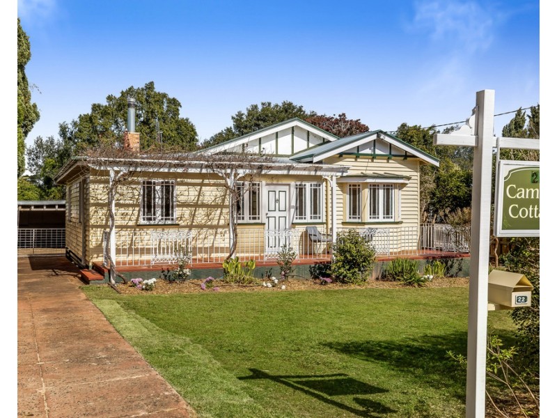 22 Crown Street, Rangeville QLD 4350