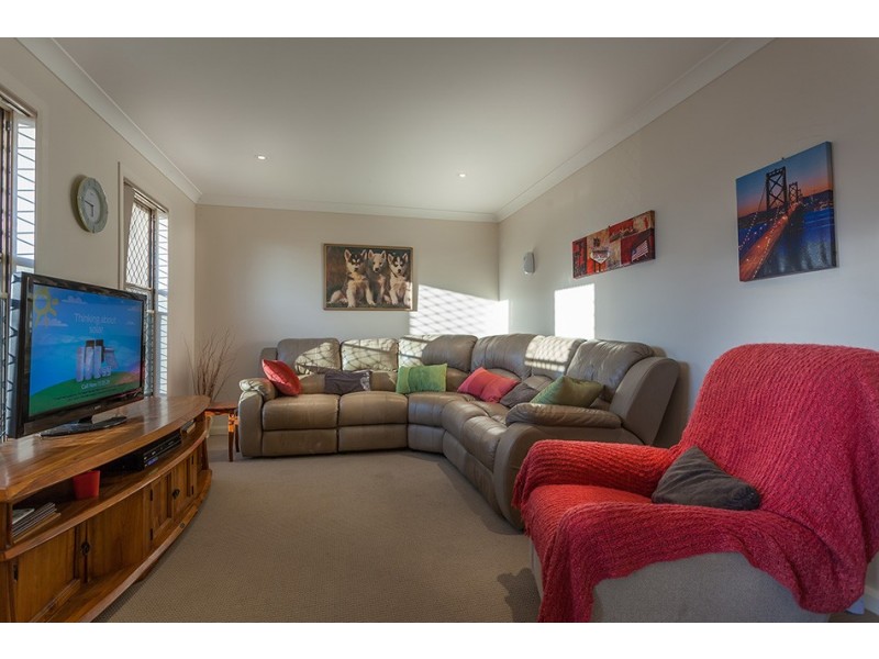 6 Barambah Street, Glenvale QLD 4350