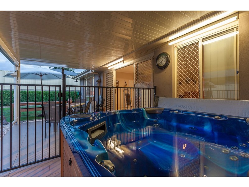 6 Barambah Street, Glenvale QLD 4350