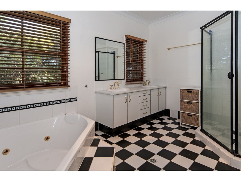 7 Kym Court, Hodgson Vale QLD 4352