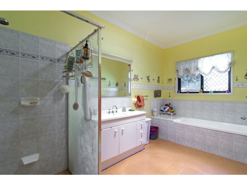 270 Aubigny Crosshill Road, Aubigny QLD 4401