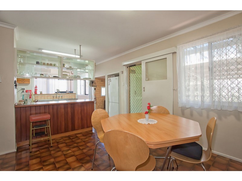 30 Lloyd Street, Harristown QLD 4350