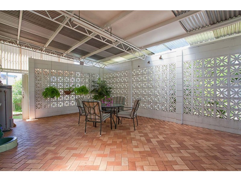 30 Lloyd Street, Harristown QLD 4350