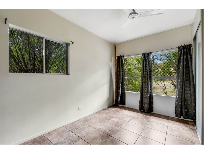 18 Marcia Street, Rangeville QLD 4350