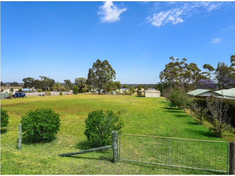 32 Denaid Street, Highfields QLD 4352