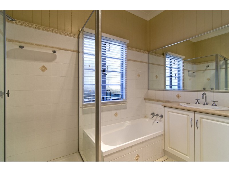 104b Campbell Street, East Toowoomba QLD 4350