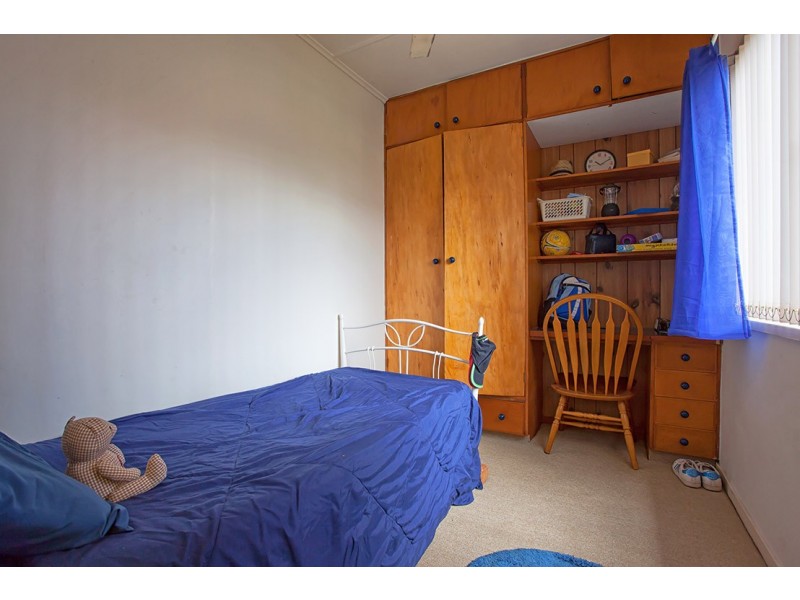 275 James Street, Newtown QLD 4350