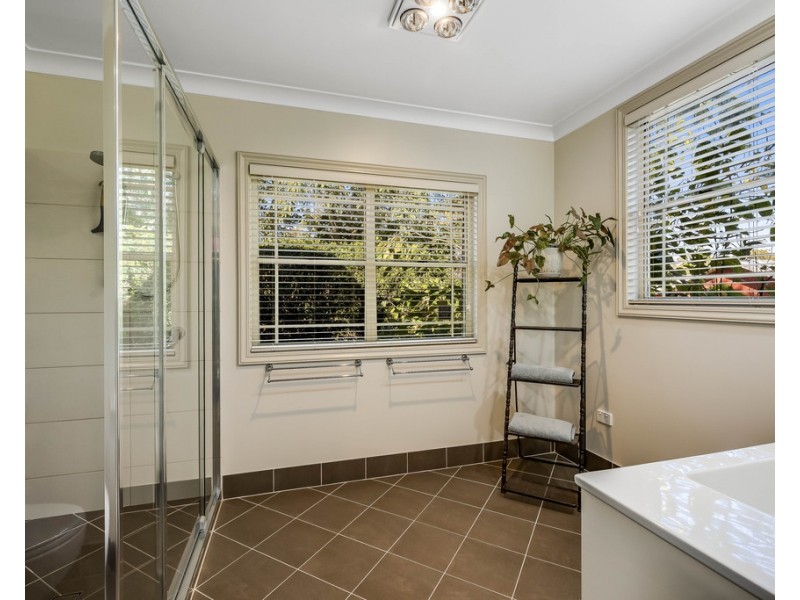 31 Coral Sea Drive, Middle Ridge QLD 4350