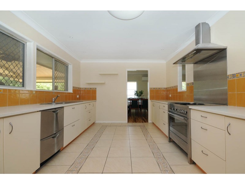 15 Rodway Crescent, Rangeville QLD 4350