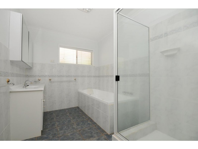 15 Rodway Crescent, Rangeville QLD 4350