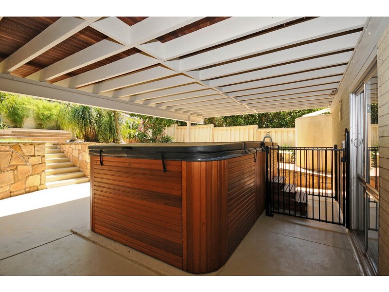 15 Rodway Crescent, Rangeville QLD 4350