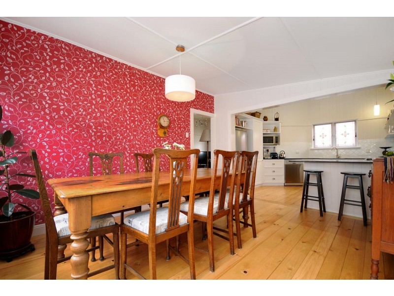 9 Kenneth Street, North Toowoomba QLD 4350