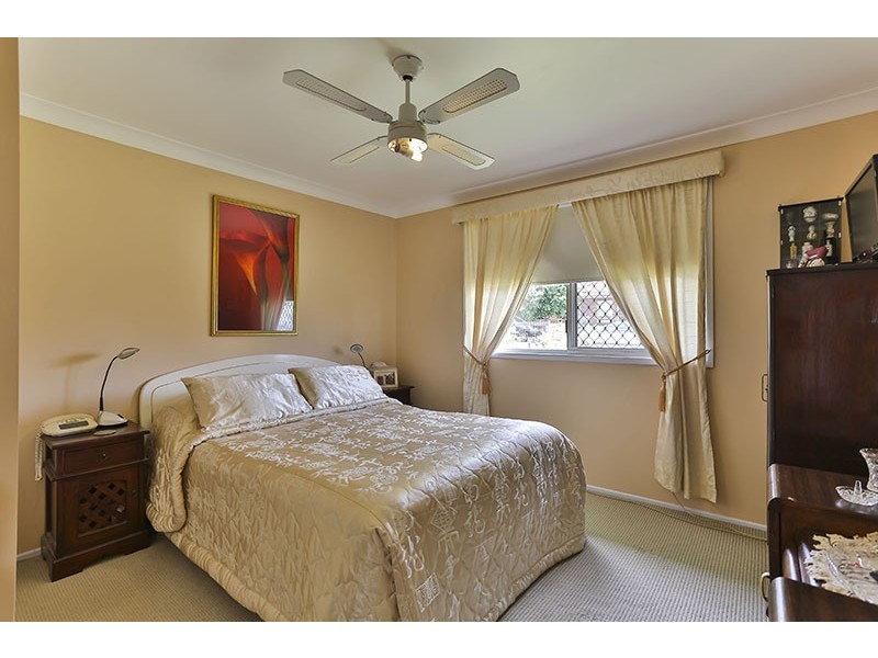 37 Lindberg Street, Wilsonton QLD 4350