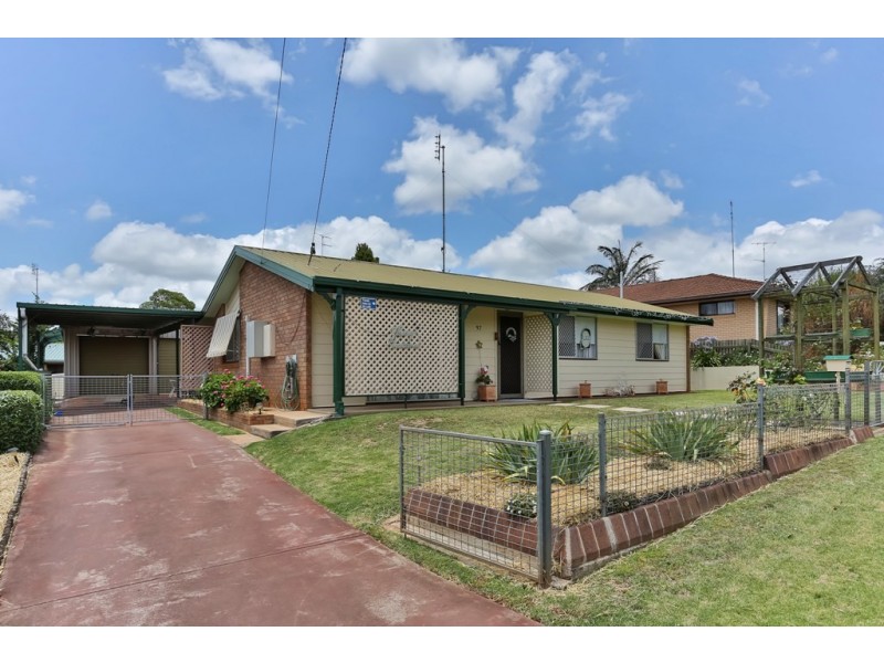 37 Lindberg Street, Wilsonton QLD 4350
